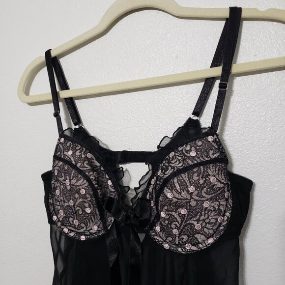 Morgan Taylor Fantasies Lingerie - Picture 2 of 11